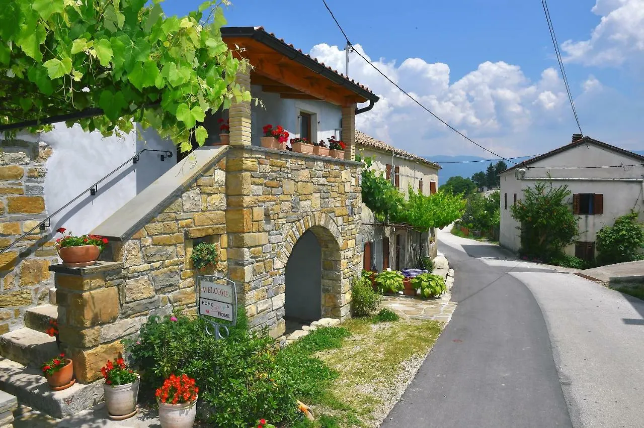 Holiday Home Lori Paz Croatia